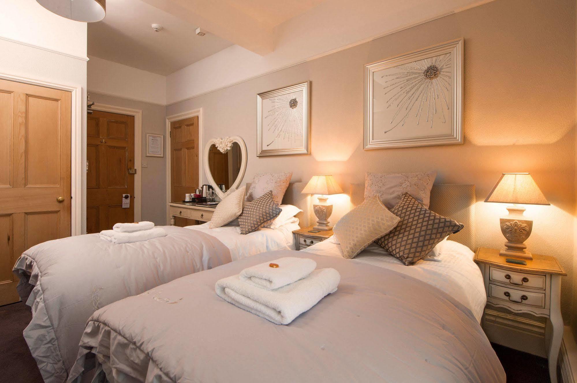 Chestnuts Guest House (Adults Only) Windermere Eksteriør bilde